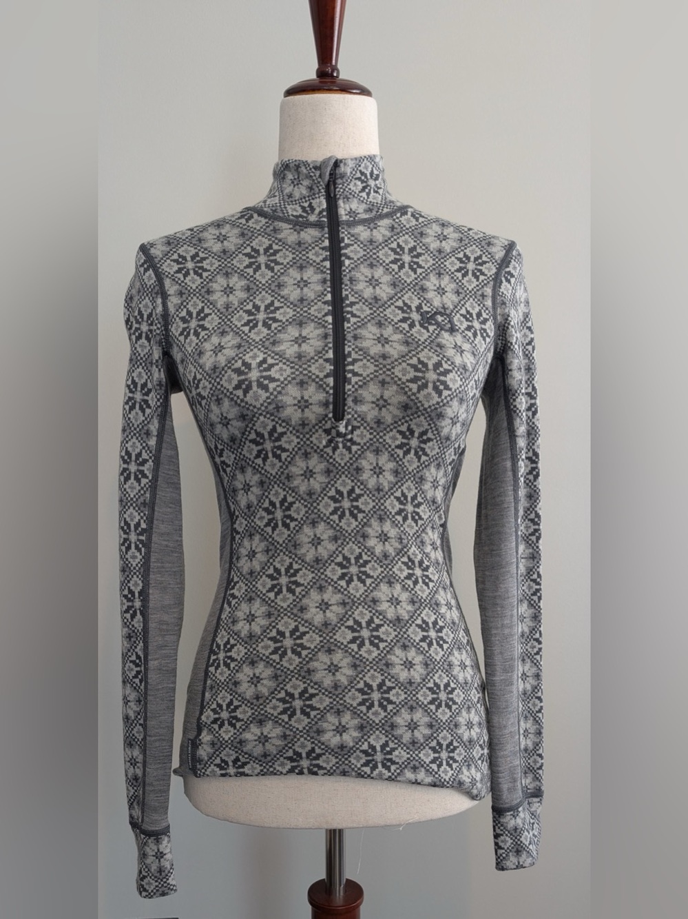 Kari Traa Rose Half Zip Base Layer Top 100% Merino Wool Gray Size Small